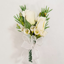 E - Corsage / Boutonier para pecho de Mini Rosas Blancas